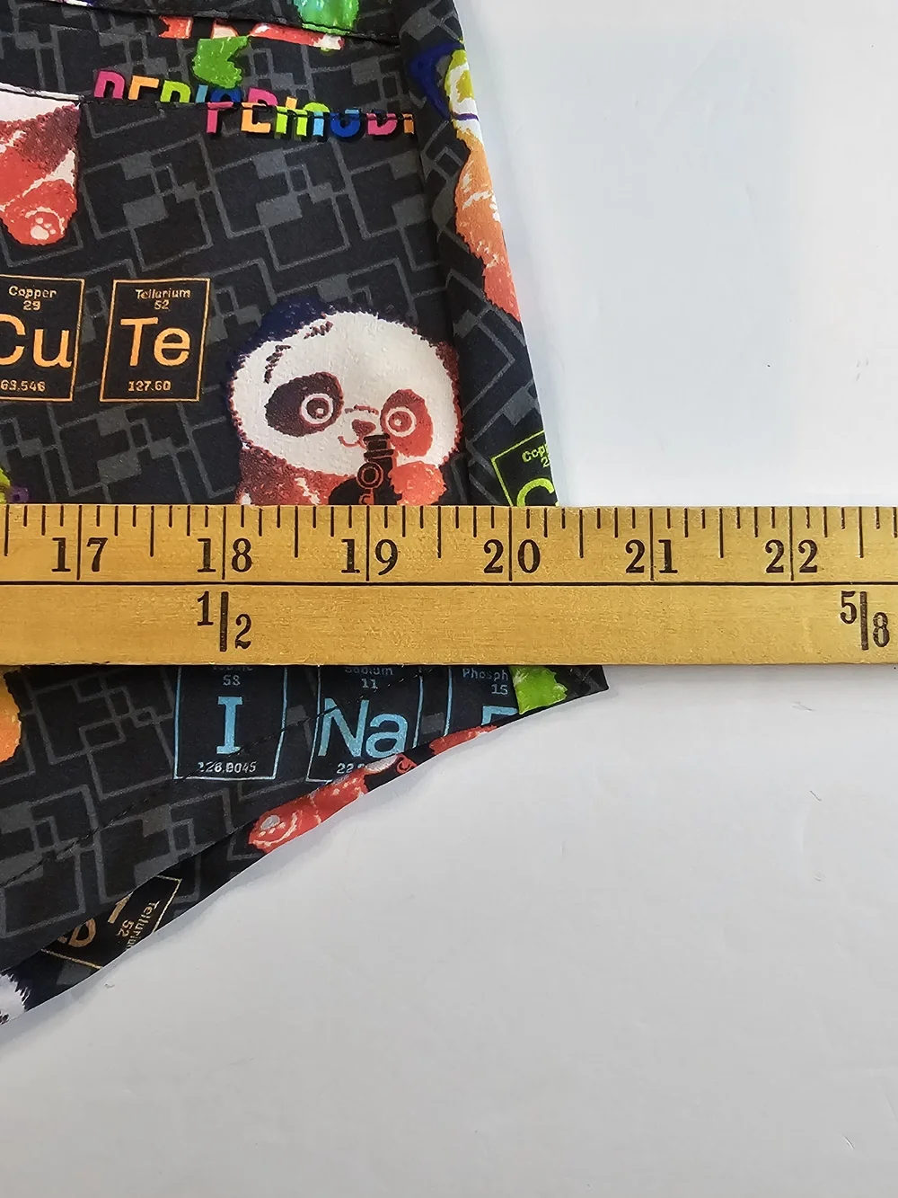 Cherokee V-Neck Medical Scrub Top - Colorful Periodic Animal Print Cotton Size S - Picture 6 of 8